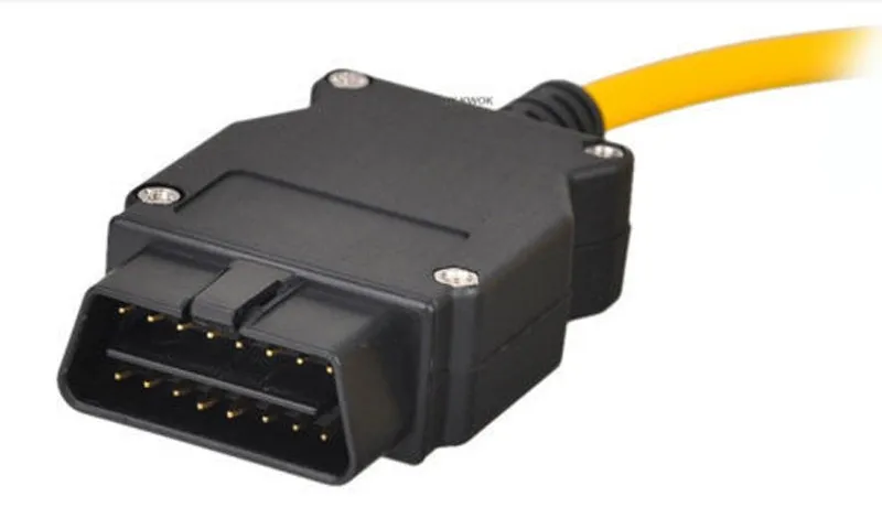 За предния край на кабела B-MW ENET (Ethernet-OBD) E-SYS ICOM Coding Кабел Enet серия F E-SYS ICOM Coding Диагностичен кабел