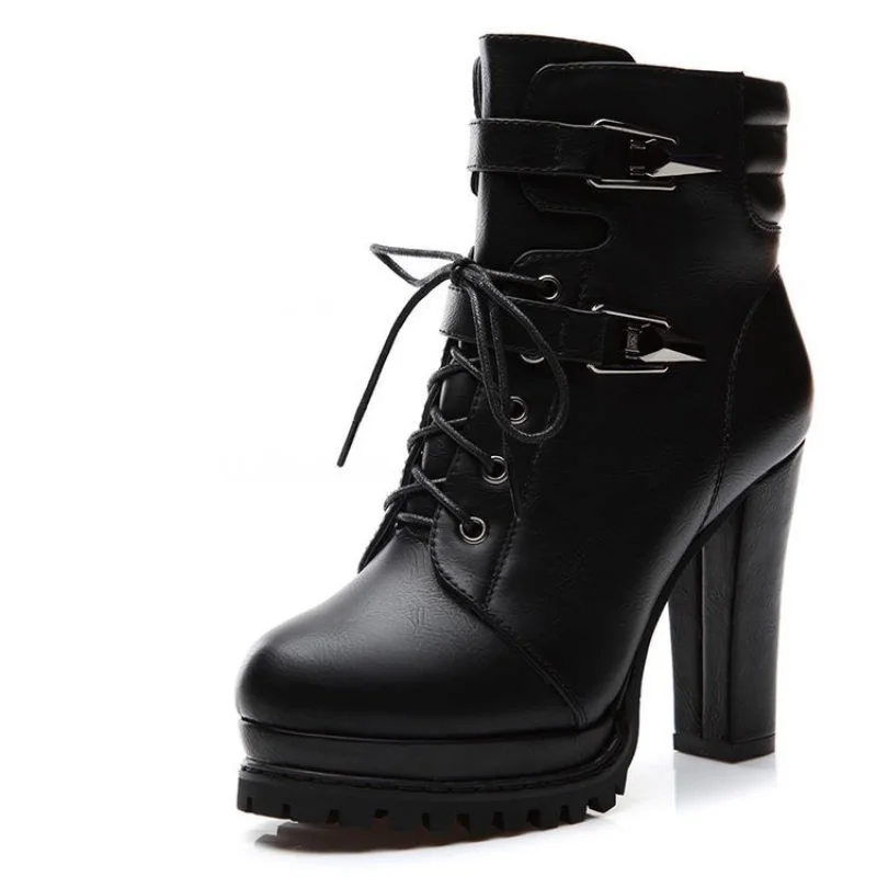 Марковите дамски обувки на платформа, есен-зима, нови женски ботильоны на висок ток в черен цвят, в британския стил с груб ток, плюшени дамски обувки в готически стил, Botas
