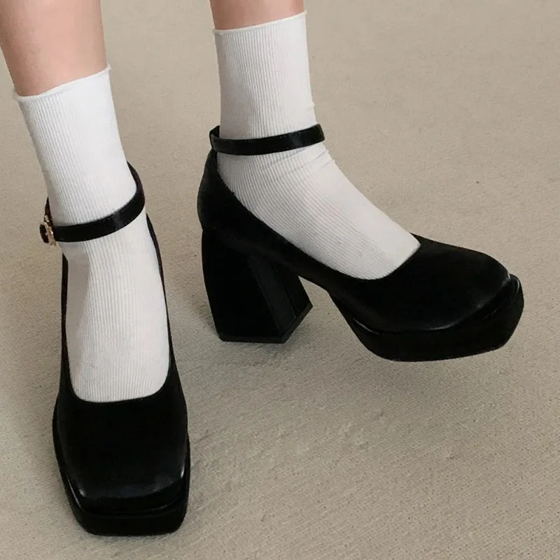 Модни Черни дамски обувки-лодка на платформа-Обувки Mary Jane на много висок ток с каишка и катарама; Дамски официални обувки с дебел ток в готически стил; Женски