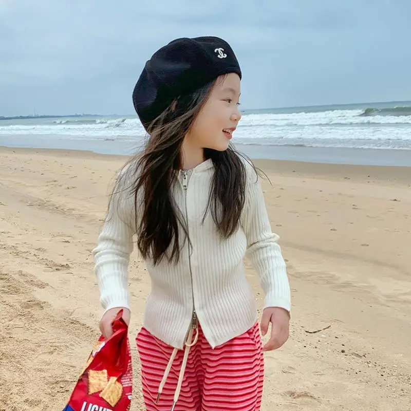 Палта за момичета, пуловери, новост 2023 година, корейската версия на ивици, пролет-есен, нови възли модни детски блузи с качулка, ежедневни универсална дреха