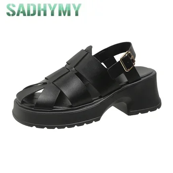 Дамски сандали Baotou в римски стил; новост 2023 г.; лятна дамски обувки на дебелите обувки; обувки големи размери в ретро стил с дупки;