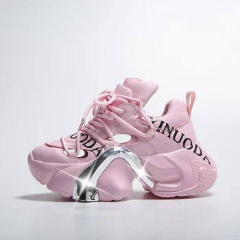 Летни лъскави обувки на масивна платформа с пайети, дишащи дамски обувки дантела, които растежа, дамски модни сладки розови маратонки