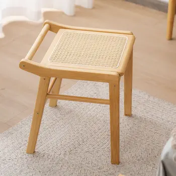 Нов ротанговый столче за малката всекидневна, квадратен стол, малка пейка за творчество, столче за грим на ниско столче в японски стил, пейка за обувки