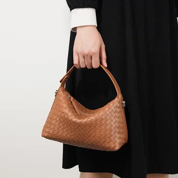 Нова ниша на чанти от телешка кожа, дамска чанта Lingge dumplings, тканая чанта през рамо, чанта през рамо, с модерна дамска чанта от естествена кожа