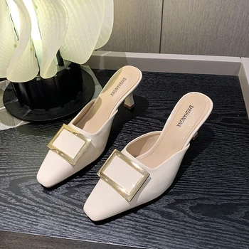 Новост 2023 г., сандали и чехли Baotou на дебелите ток с квадратна катарама, дамски връхни дрехи на среден ток, обувки Мюлер с квадратни пръсти